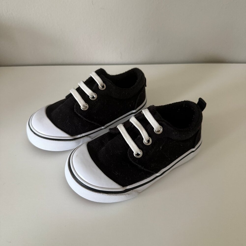 Wonder Nation Toddler Black and White Shoes Sneakers